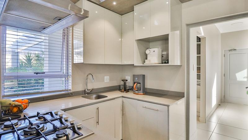 To Let 4 Bedroom Property for Rent in Kingswood Golf Estate Western Cape